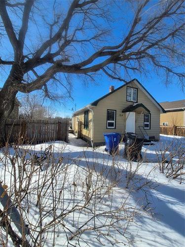 154 3Rd Avenue, Neepawa, MB - Outdoor
