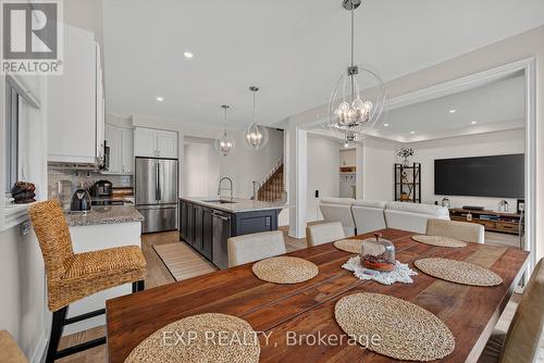 55 West Oak Trail, Kitchener, ON - Indoor