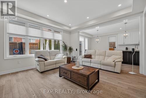 55 West Oak Trail, Kitchener, ON - Indoor Photo Showing Living Room