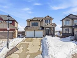 106 Dragonfly CRT  Winnipeg, MB R3X 0J1