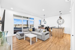 305-3650 Rue Roland-Marquette  Longueuil (Saint-Hubert), QC J3Y 0T2