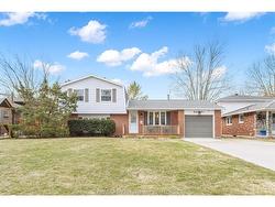 39 PARKWOOD Drive  Chatham, ON N7M 2B1