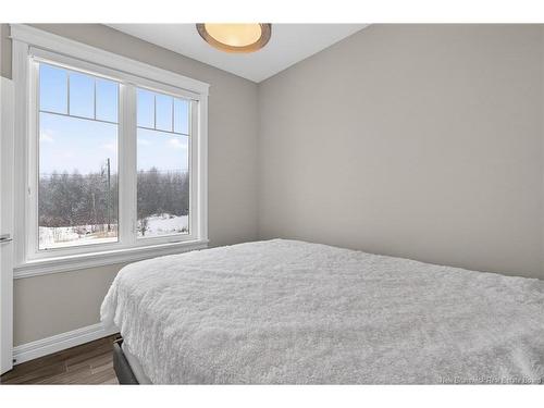9 Streamside Crt, Berry Mills, NB 