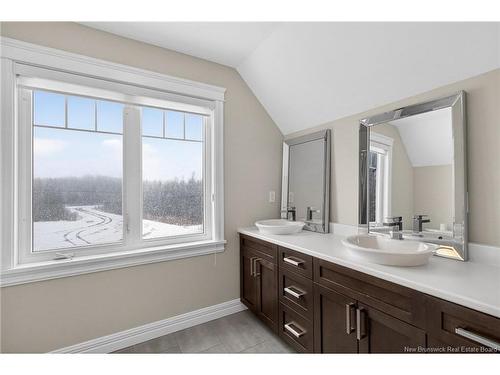 9 Streamside Crt, Berry Mills, NB 