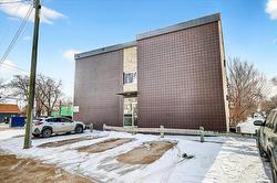 307-211 Coniston ST  Winnipeg, MB R2H 3C2