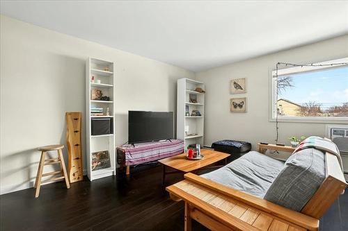 307-211 Coniston St, Winnipeg, MB 