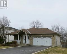 426 GRANDTRUNK AVENUE Kingston (East Gardiners Rd), ON K7M 8W8