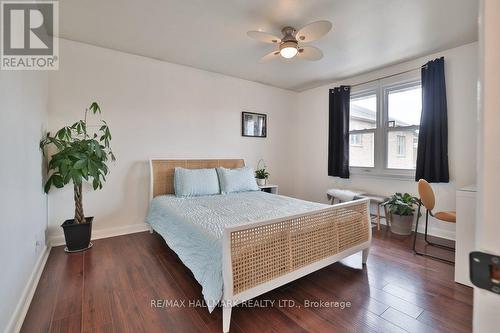 2334 Prospect Street, Burlington, ON - Indoor Photo Showing Bedroom