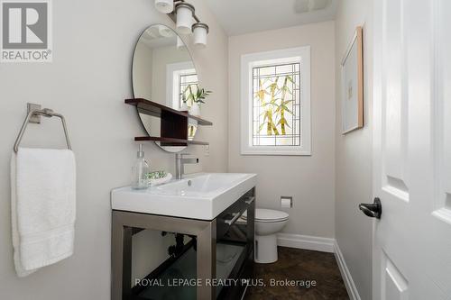 2184 Guthrie Lane, Mississauga, ON - Indoor Photo Showing Bathroom