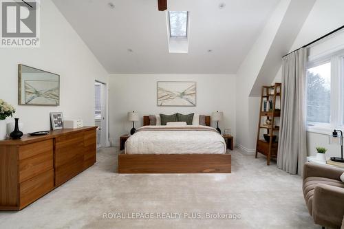 2184 Guthrie Lane, Mississauga, ON - Indoor Photo Showing Bedroom