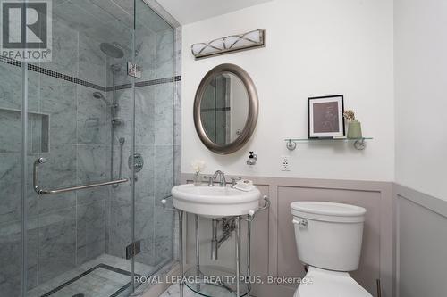 2184 Guthrie Lane, Mississauga, ON - Indoor Photo Showing Bathroom