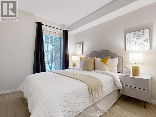 516 - 3 Everson Drive, Toronto, ON - Indoor Photo Showing Bedroom