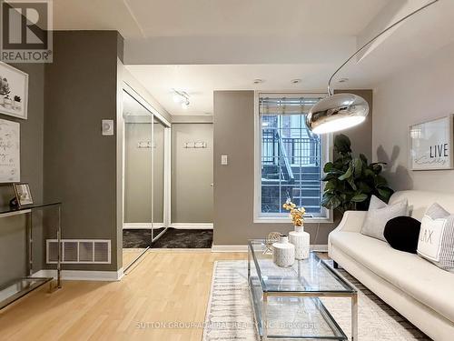 516 - 3 Everson Drive, Toronto, ON - Indoor