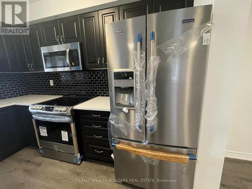 1260 Wintergreen Place, Milton, ON - Indoor Photo Showing Kitchen