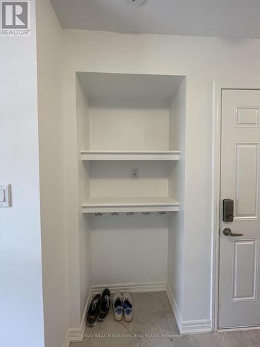 1260 Wintergreen Place, Milton, ON - Indoor