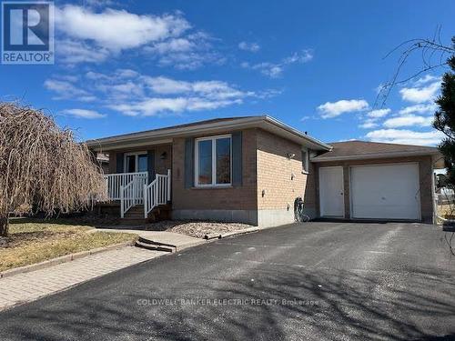 329 MARY STREET W  Kawartha Lakes (Lindsay), ON K9V 5X5