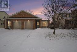 1104 BURGUNDY LANE  Ottawa, ON K1C 2M8