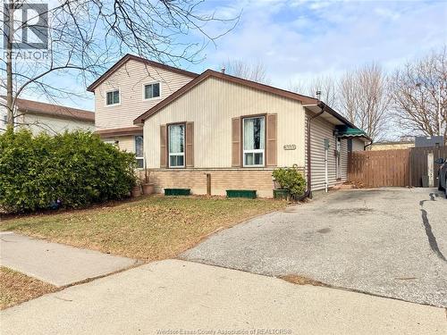 3026 ERINDALE CRESCENT  Windsor, ON N8W 4Y8