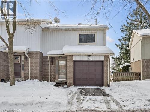 51 PAULANDER Drive Unit# 31  Kitchener, ON N2M 5E5