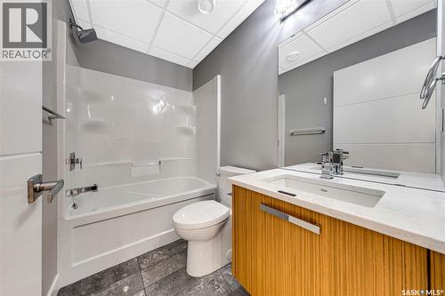 331 Atton Crescent, Saskatoon, SK - Indoor Photo Showing Bathroom