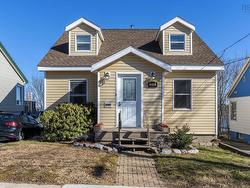 3665 Albert Street  Halifax Peninsula, NS B3K 3N7