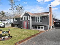 49 Madeline Avenue  Lower Sackville, NS B4C 2L8