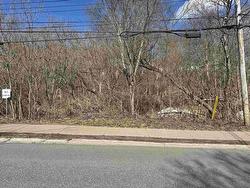 23 Munroe Avenue  New Glasgow, NS B2H 2E4