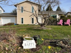 1646 Maquinna Ave  Comox, BC V9M 3L7