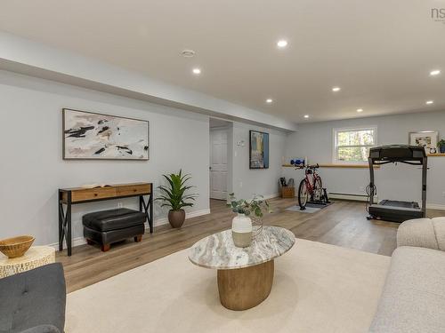 44 Tattenham Crescent, Hammonds Plains, NS 