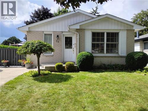 24 Grenoble Road, Hamilton, ON - Outdoor