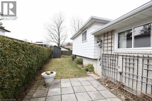 24 Grenoble Road, Hamilton, ON - Outdoor