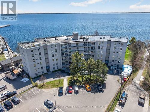 401 - 1 MOWAT AVENUE  Kingston (Central City West), ON K7M 1J8