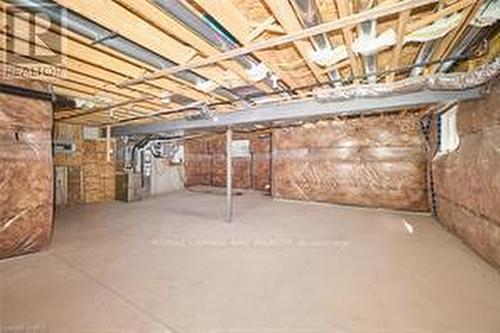 8 King Street, Fort Erie (Lakeshore), ON - Indoor Photo Showing Basement