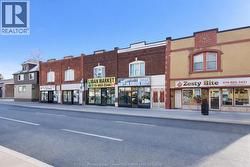 917 WYANDOTTE STREET East Windsor, ON N9A 3K6