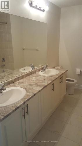 14 Boundary Creek Path, Brampton, ON - Indoor Photo Showing Bathroom