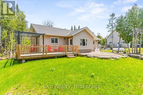 19 MURRAY AVENUE  Northern Bruce Peninsula, ON N0H 1W0