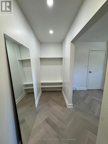 10 - 914 Mohawk Road E, Hamilton, ON - Indoor