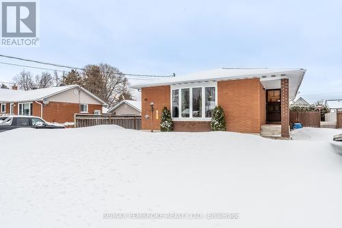 48 SELKIRK STREET  Petawawa, ON K8H 1P2