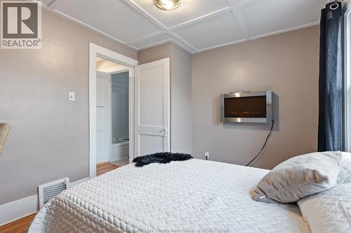 936 Arthur, Windsor, ON - Indoor Photo Showing Bedroom