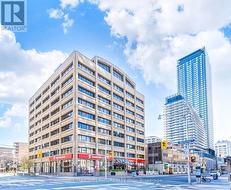 913 - 555 YONGE STREET  Toronto, ON M4Y 3A6