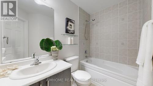 23 Victor Herbert Way, Markham, ON - Indoor Photo Showing Bathroom