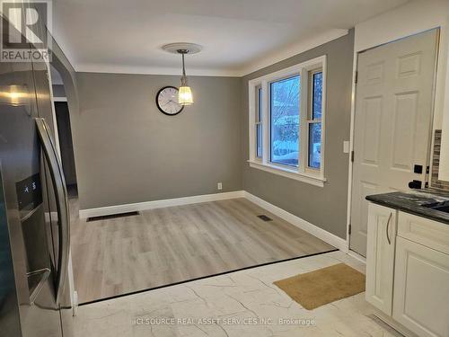 52 SPEEDVALE AVENUE W  Guelph, ON N1H 1J9