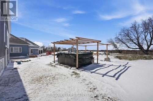 Large hot tub in back yard. - 100 Pendleton Street, Champlain, ON - Outdoor