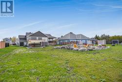 Back yard: no rear neighbours. - 