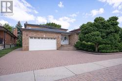 52 RANEE AVENUE  Toronto, ON M6A 1M9