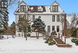 60 PONTIAC STREET  Ottawa, ON K1Y 2K1