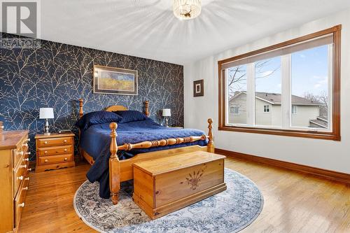 Master bedroom - 41 Adel Drive E, St. Catharines (Carlton/Bunting), ON - Indoor Photo Showing Bedroom