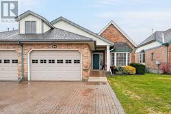 34 - 121 GLEN MORRIS DRIVE  St. Catharines (Glendale/Glenridge), ON L2T 4C5