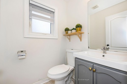 82 Timberwolf Crescent, Vaughan, ON - Indoor Photo Showing Bathroom