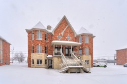 107 Rue Louise-Bernard  Beloeil, QC J3G 0J5
